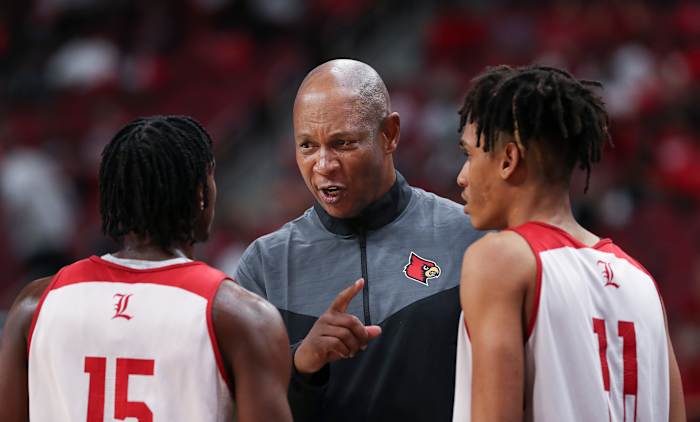 Kenny Payne takes control of Louisville after a three year stint as an assistant coach with the New York Knicks